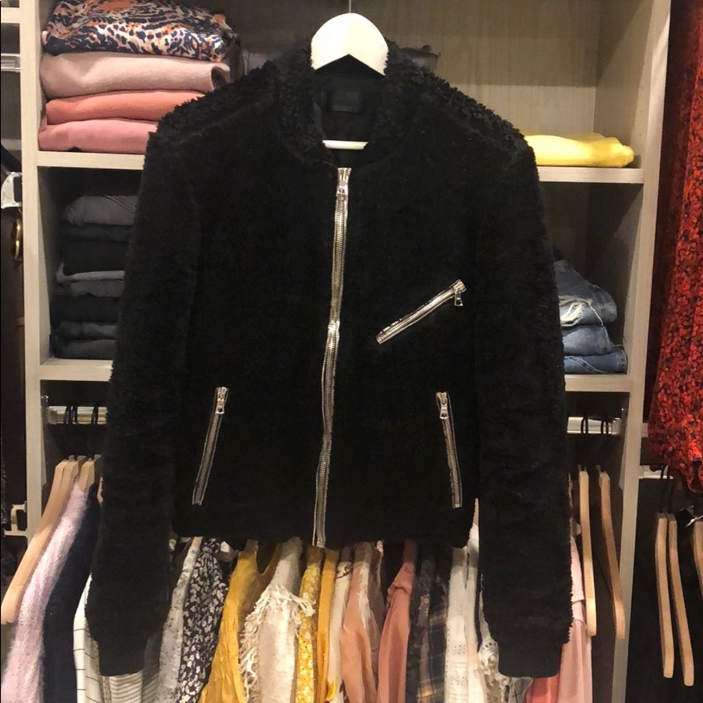 RtA zip Sherpa jacket in size S